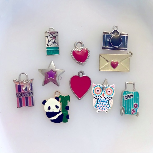 Enamel jewelry lot - Picture 1 of 2